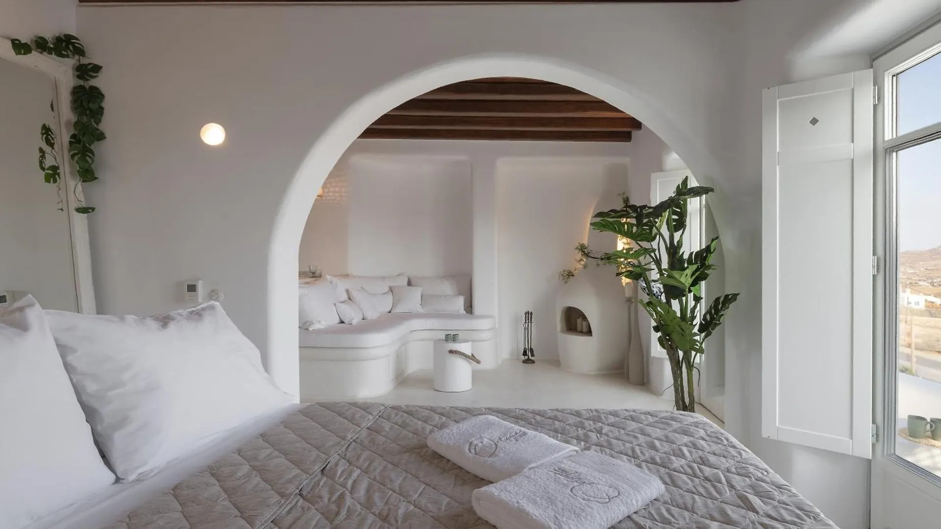 Ortygia Suites Mykonos Town Aparthotel